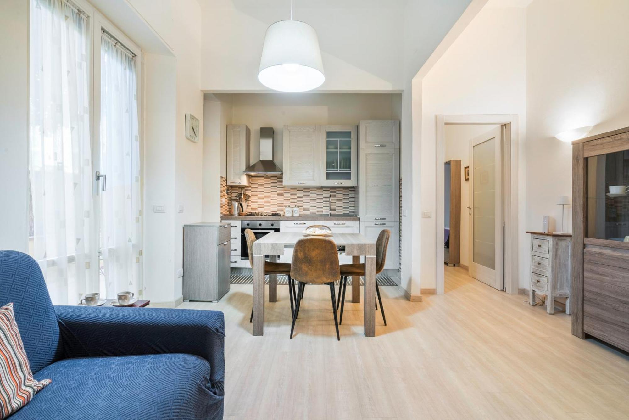 Appartamento Incantevole Con Patio Florence Luaran gambar